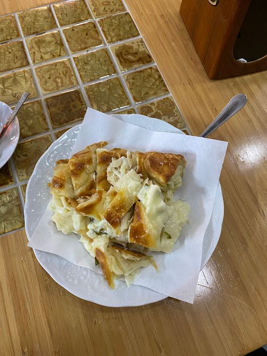 Burcu Pastanesi Pasta Börek