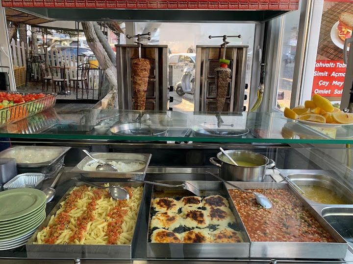 COSKUNLAR KAFE MASLAK - ET ve TAVUK DÖNER - SULU YEMEK