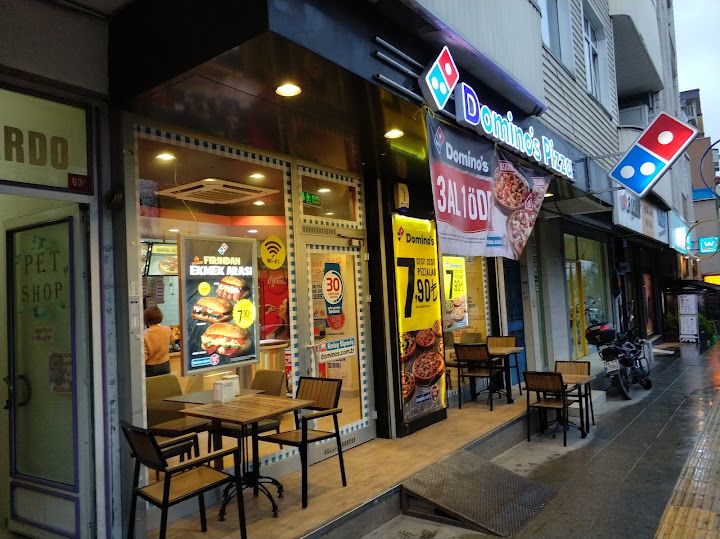 Domino's Pizza Bebek