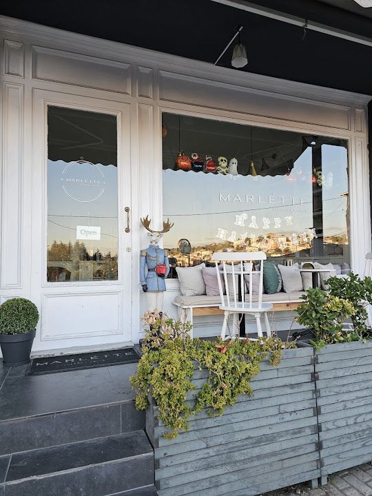 Marlette Cakery & Bakery