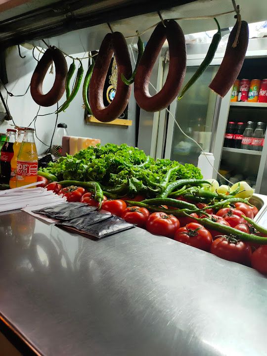 Meşhur Cadde Köftecisi