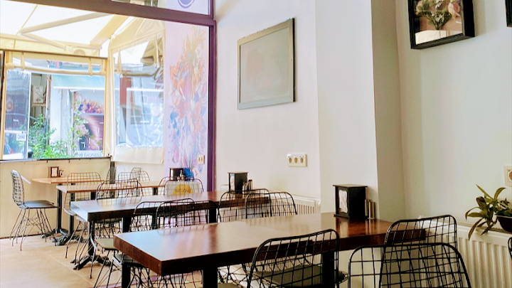 Nina Cafe