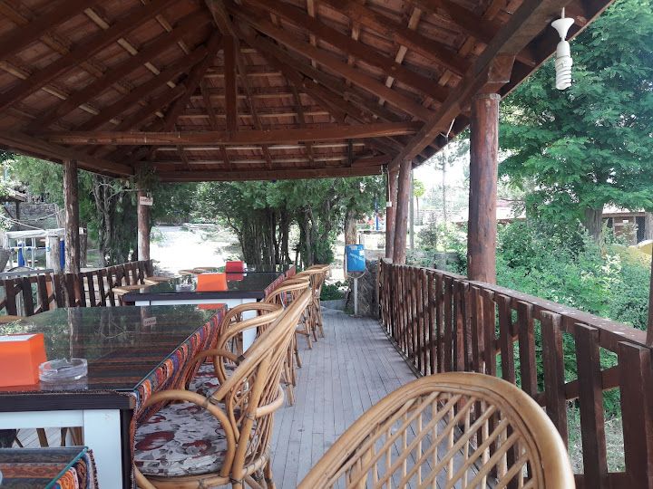 Yakamoz Alabalık