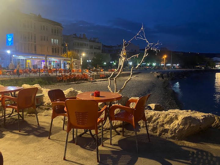 23 Nisan Cafe