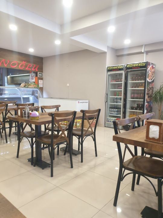 Rizvanoğlu Tavukçuluk