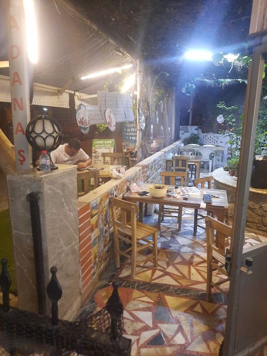 Akarca çinar cafe