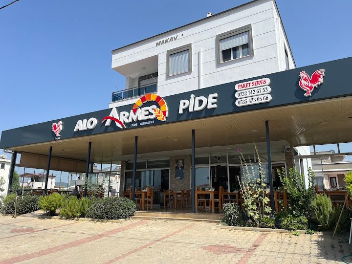 Armes pide