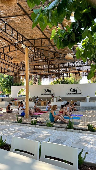 Eddy Lounge & Beach