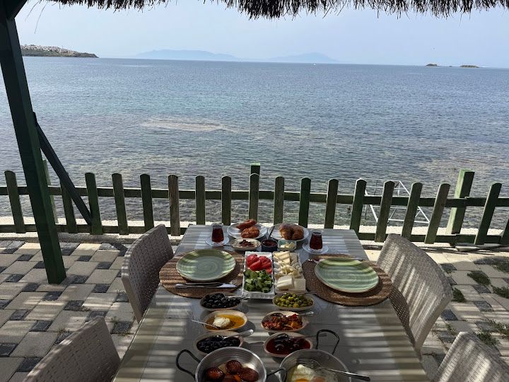 Sığacık serpme kahvaltı