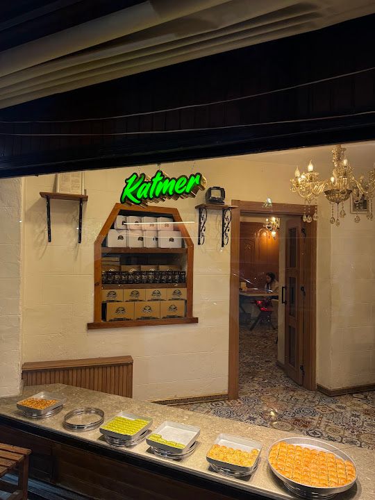 Akaroğlu Katmer Baklava