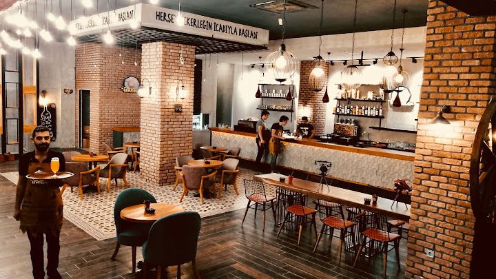 The Vazzo Bistro