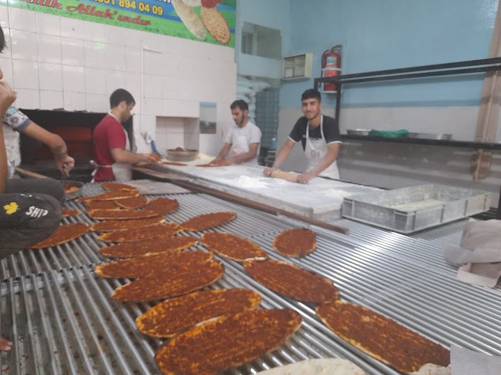 Yüzgeç Kardeşler Pide Ve Lahmacun Fırını