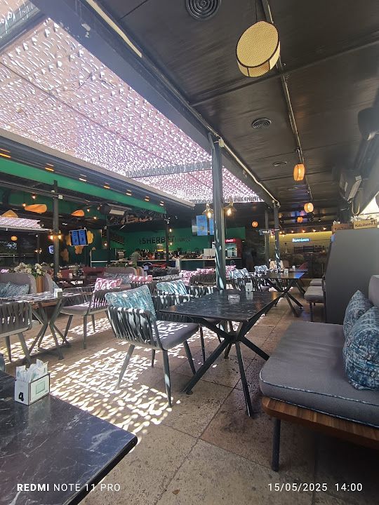 Le Sherbet Lounge