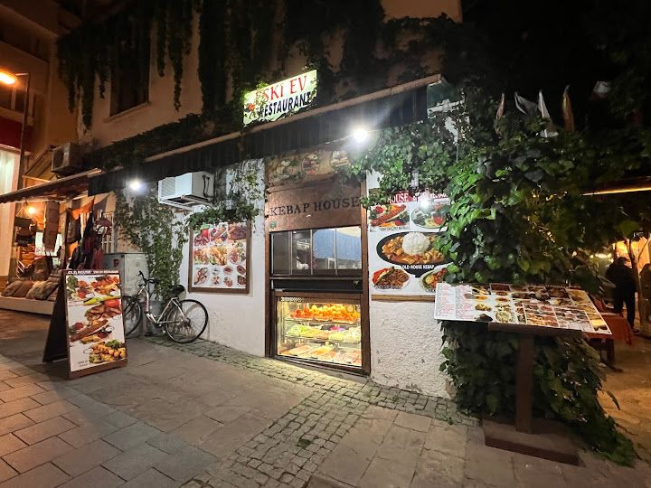 Eski Ev Restaurant (old House)