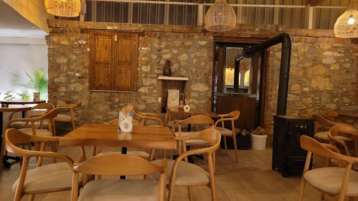 Nazdrave Cocktail Bar