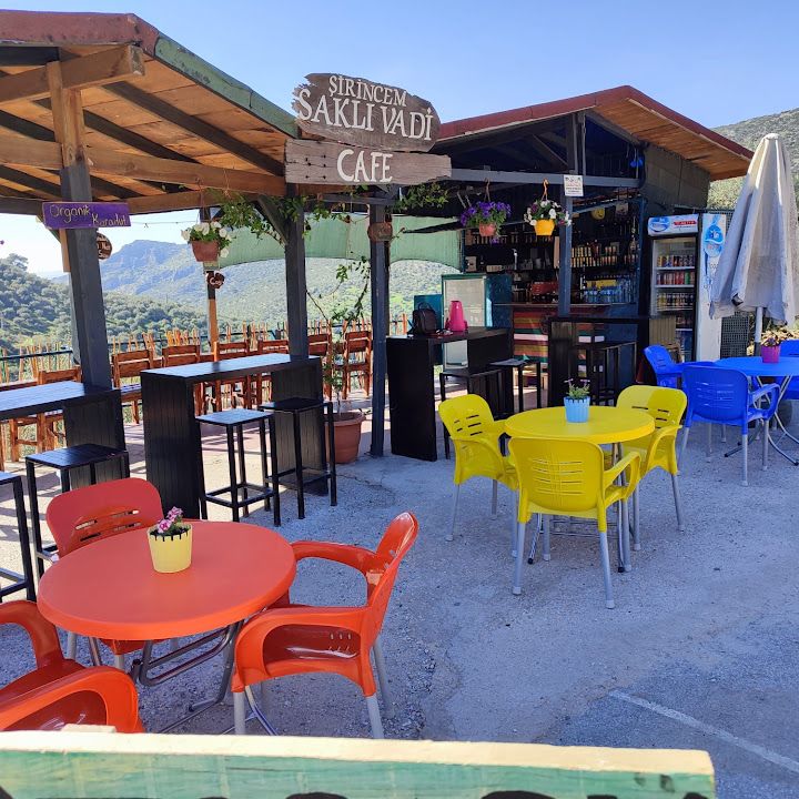 Saklı vadi kafe