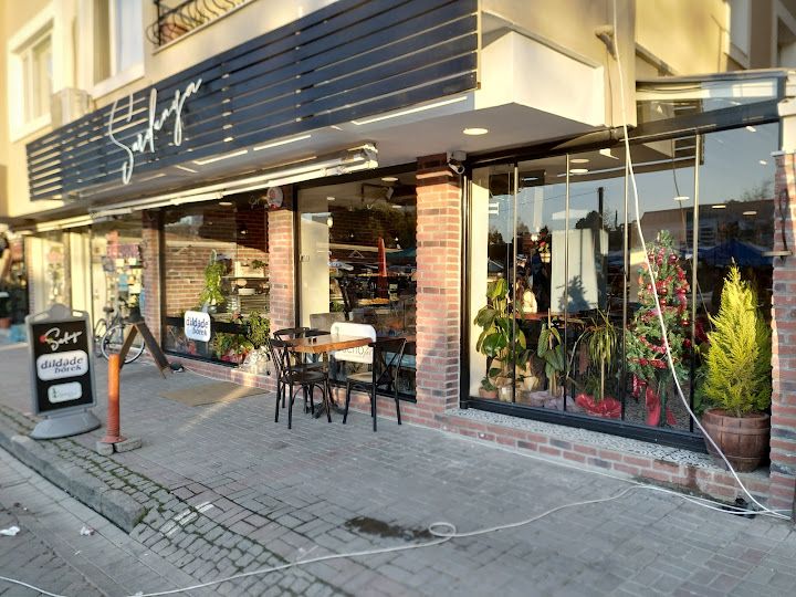 Sardunya Cafe