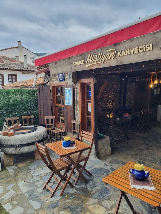 Şirince Müştiyan Kahvecisi