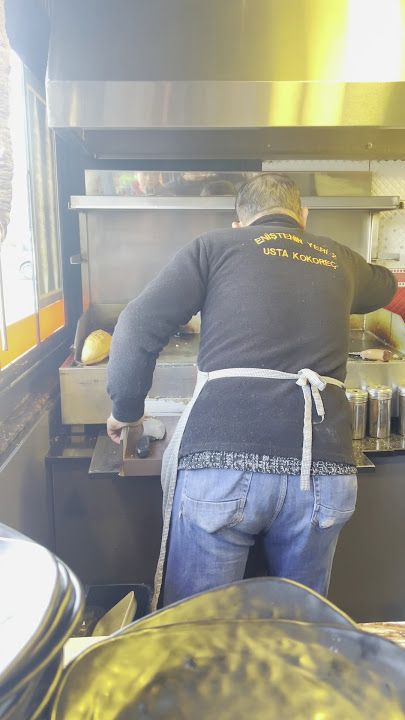 Usta kokoreç eniştenin yeri 2