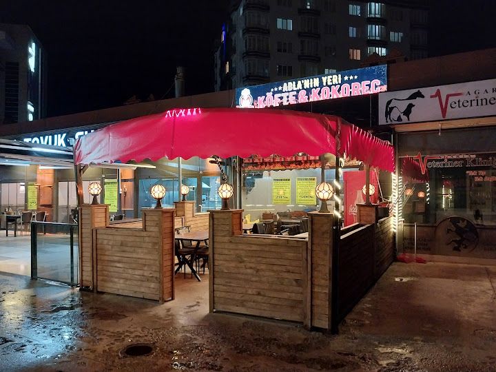 Ablanın Yeri Köfte Ve Kokoreç