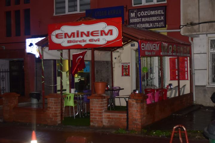 Eminem Börek Evi