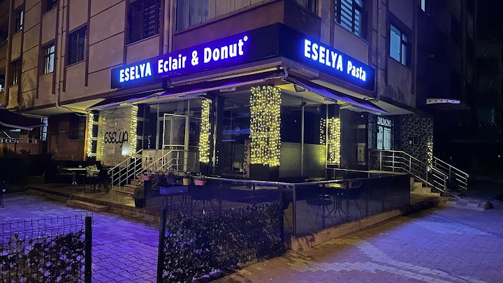 Eselya Pasta & Ekler / Sandviç Ye