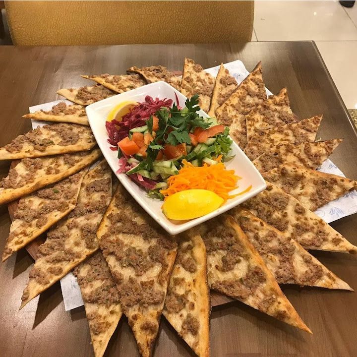 Klas Etliekmek & Tavuk Döner