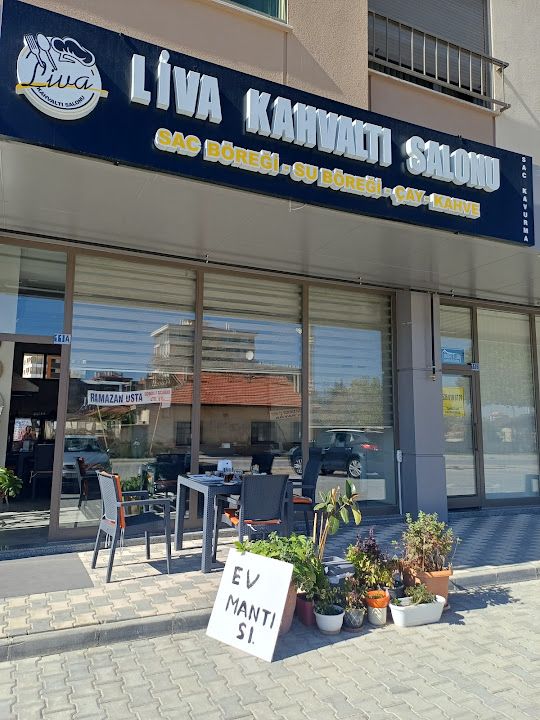 Liva kahvaltı salonu ve saç böreği