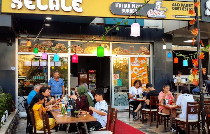 Şelale İtalian Pizza Burger (odun Ateşinde)