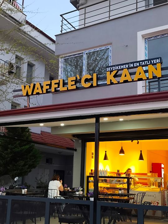 Waffle'cı Kaan Seydikemer