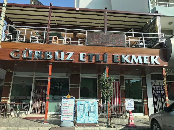 Gürbüz Etli Pide