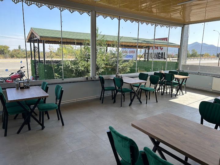 Mâide Et & Balık Restoranı