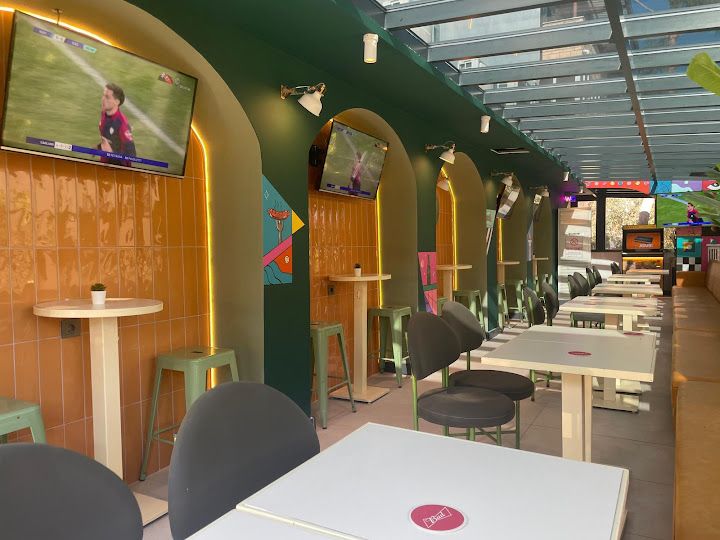 Beerlin Wurst and Pizza Bar
