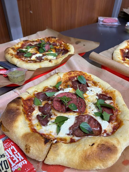 H&M Pizza Homemade 🍕