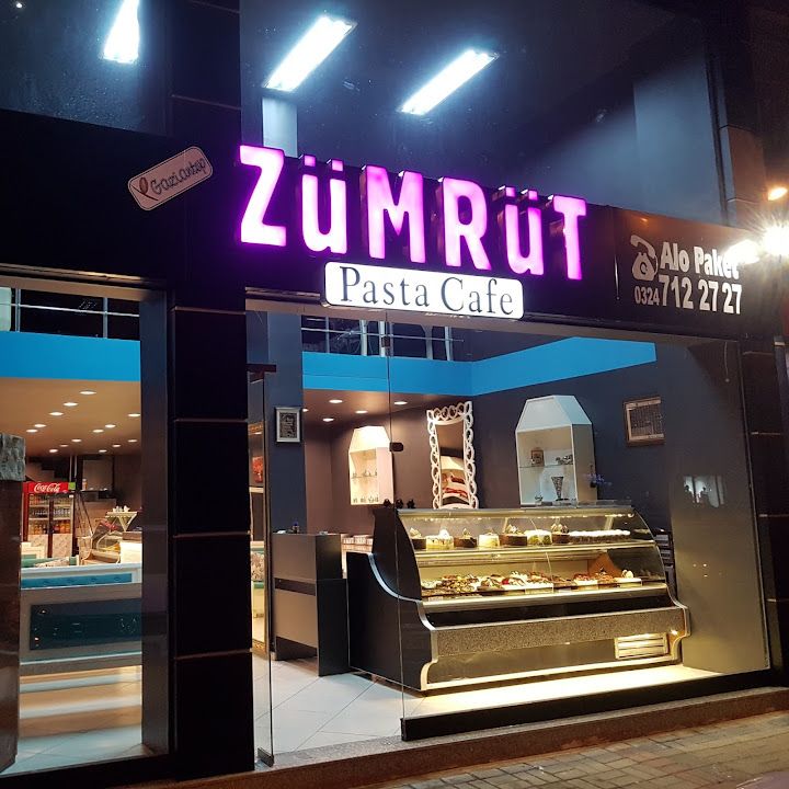 Zumrut Pasta Kunefe ve Baklava