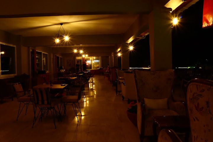 Biggie Cafe