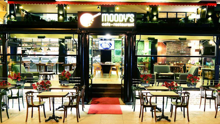 Moody's Cafe & Restaurant