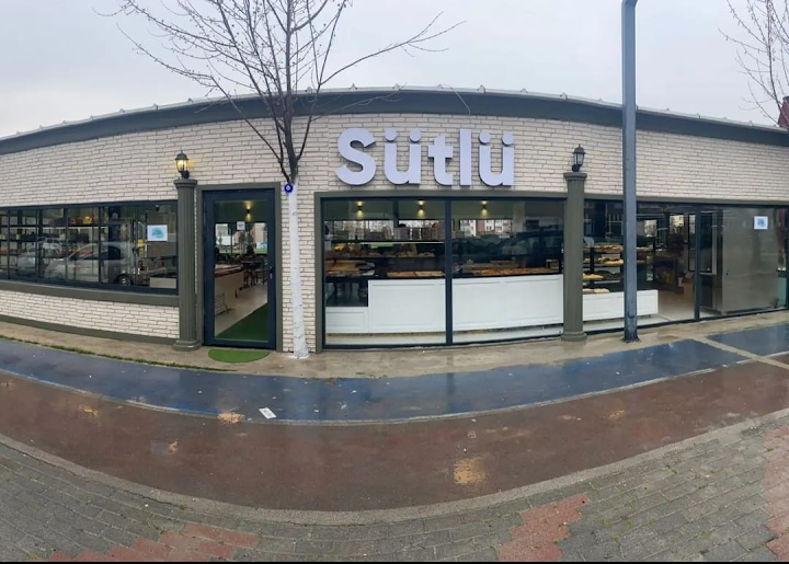 Sütlü Sıcak Fırın Konutlar