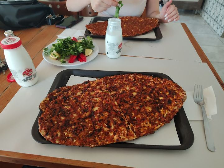 Urfalı Pide Lahmacun Fırını