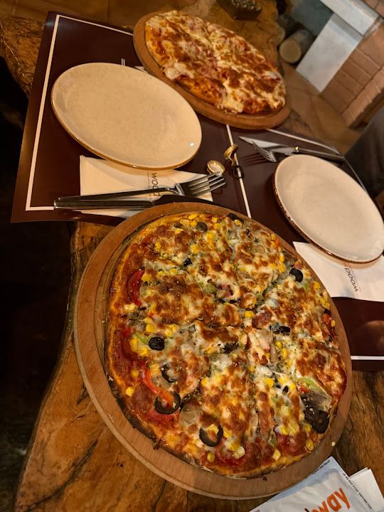 Woodway Lounge & Bistro