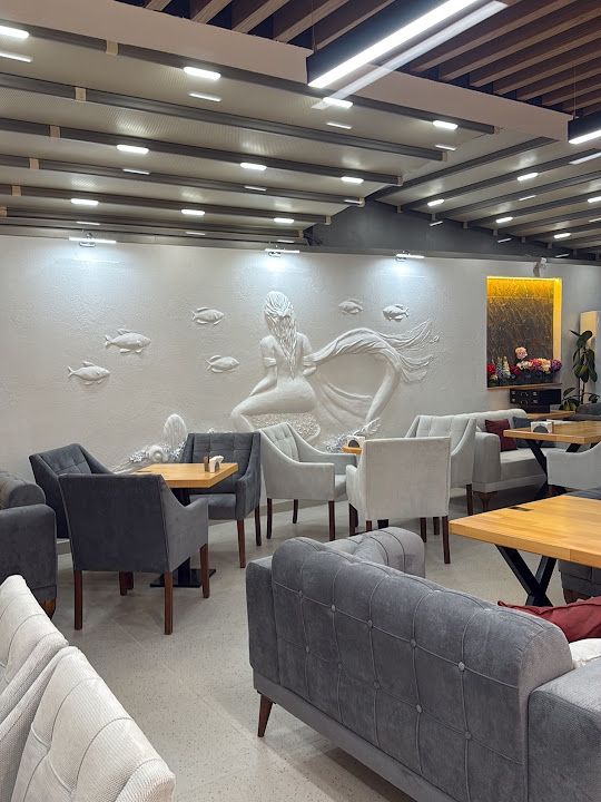 WOT’S CAFE RESTAURANT
