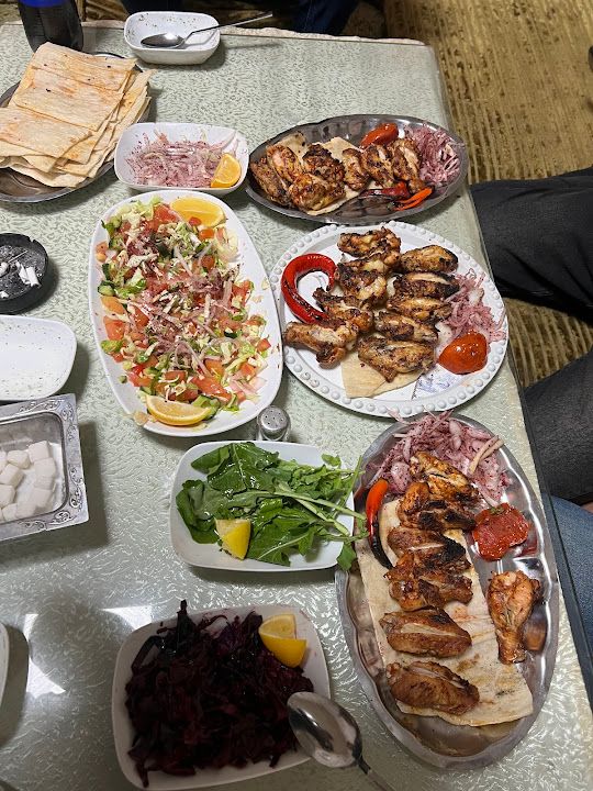 Büyük İskenderin Yeri Kebap Salonu