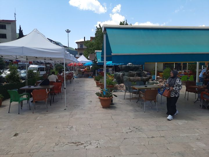 Simav Meydan Cafe