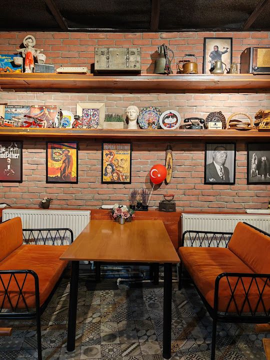 Agusto Cafe