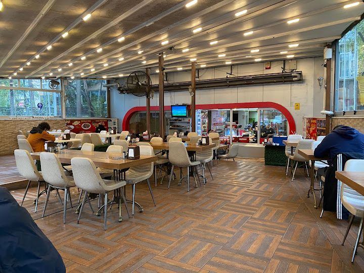 Bambi Cafe Gayrettepe