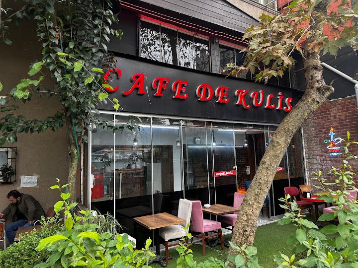 Cafe De Kulis