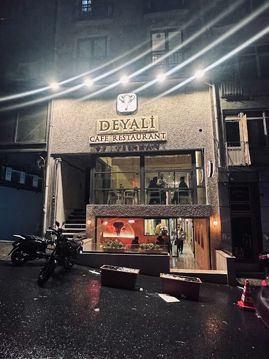 Deyali Cafe & Restaurant