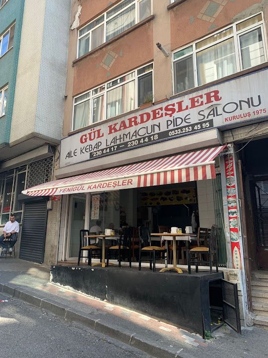 Gül Kardeşler Aile Kebap Lahmacun Pide Salonu