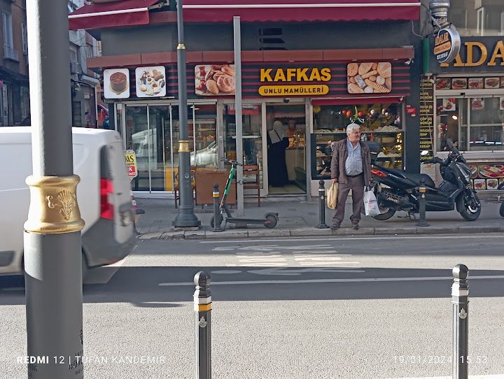 Kafkas Ekmek Unlu Mamüleri