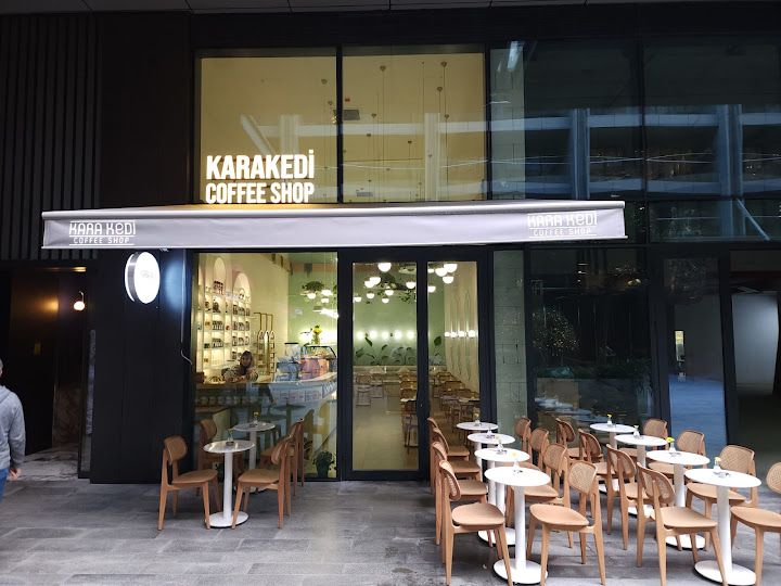 Kara Kedi Coffee Shop